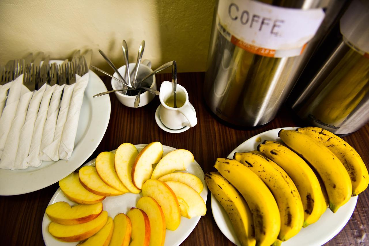 Sweet Family Guest House Ханой Екстериор снимка
